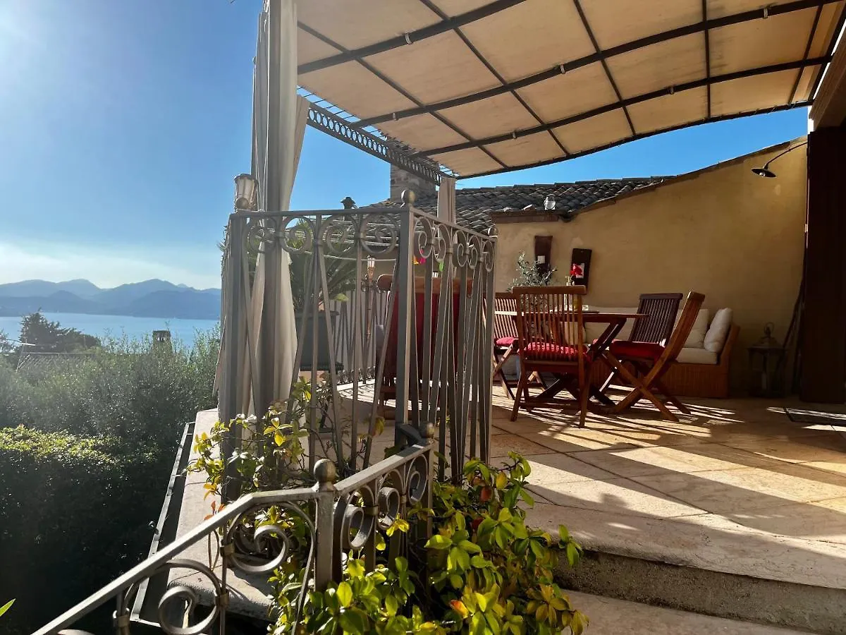Ferienwohnung Ankommen und Wohlfühlen - Traumaussichten in Albisano Torri Del Benaco Apartment