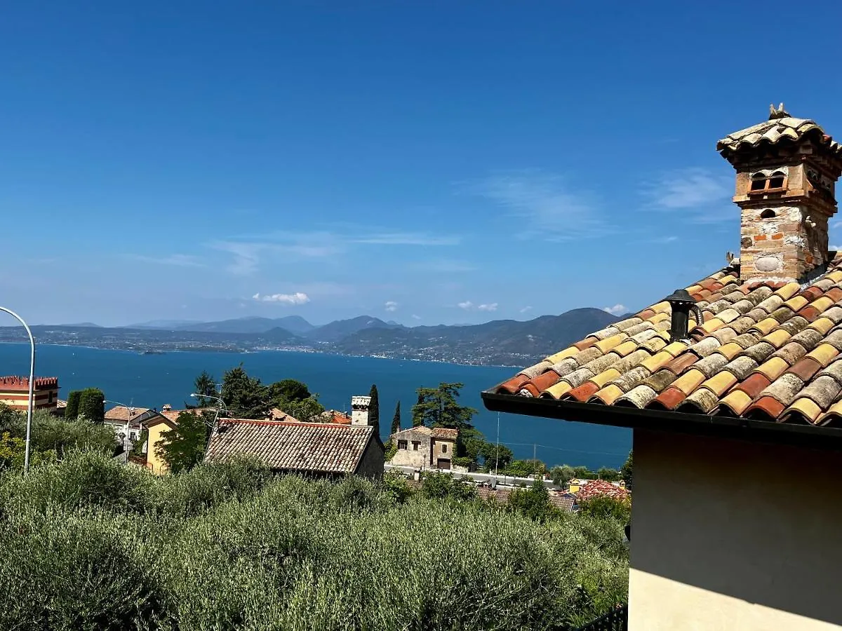 Ferienwohnung Ankommen und Wohlfühlen - Traumaussichten in Albisano Torri Del Benaco Italien